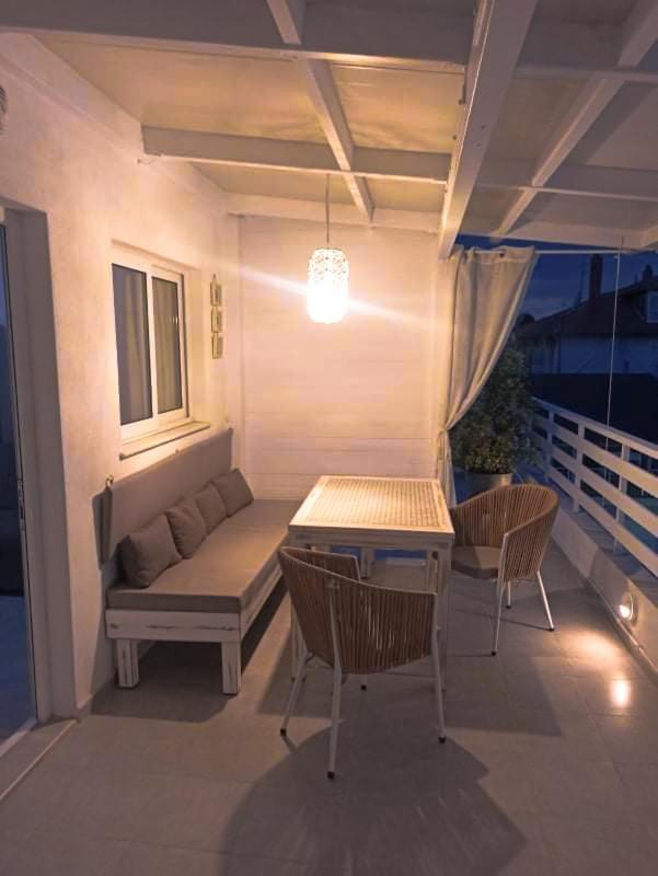 Filoxenia Paralia Buitenkant foto